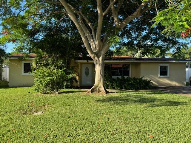 2624 NE 8th Ct - 2624 NE 8th Ct, Pompano Beach, FL 33062 Luxury Property | Jose Angel Pina