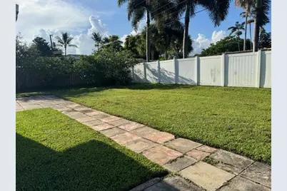 2624 NE 8th Court, Pompano Beach, FL 33062 - Photo 19