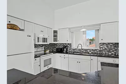 5025 Harmony Circle #202, Vero Beach, FL 32967 - Photo 9