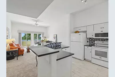 5025 Harmony Circle #202, Vero Beach, FL 32967 - Photo 7