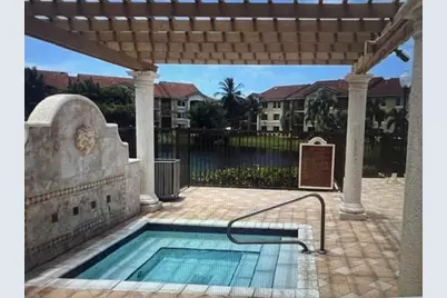201 Villa Circle #201, Boynton Beach, FL 33435 - Photo 11