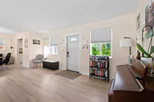 250 NE 57th St, Oakland Park, FL 33334 - Photo 3
