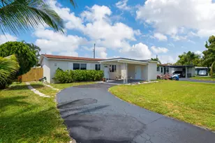 250 NE 57th St, Oakland Park, FL 33334 - Photo 23