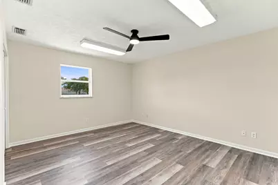 165 SW Hawthorne Circle, Port Saint Lucie, FL 34953 - Photo 17