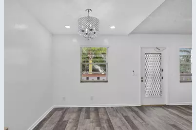 3045 Cornwall C, Boca Raton, FL 33434 - Photo 11