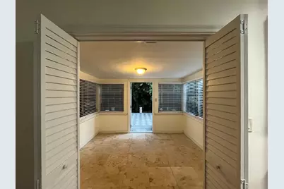 348 Gregory Road, West Palm Beach, FL 33405 - Photo 17