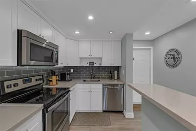 611 NE 14th Avenue #306, Fort Lauderdale, FL 33304 - Photo 3