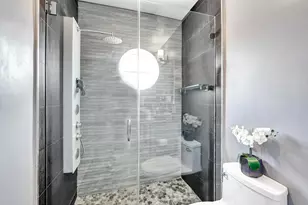 173 Riviera Cir, Weston, FL 33326 - Photo 25