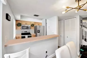 173 Riviera Cir, Weston, FL 33326 - Photo 13