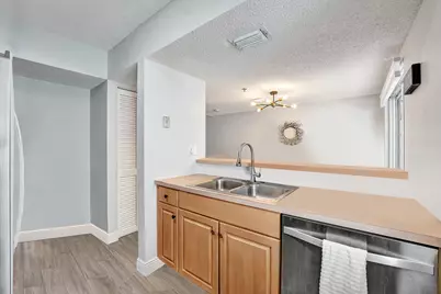 173 Riviera Circle, Weston, FL 33326 - Photo 11