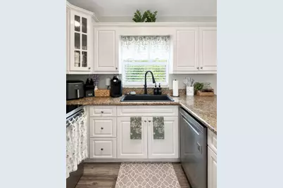 4436 SE Becket Avenue, Stuart, FL 34997 - Photo 9