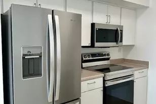 11600 SW 2nd St, Pembroke Pines, FL 33025 - Photo 11