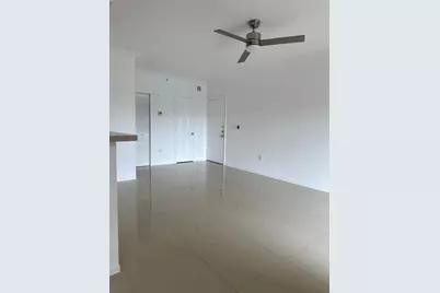 11600 SW 2nd Street #18304, Pembroke Pines, FL 33025 - Photo 9