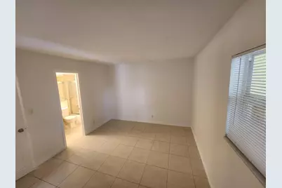 1125 NE 16th Place #105, Fort Lauderdale, FL 33305 - Photo 15
