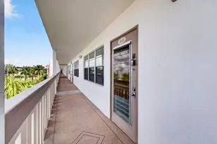 4048 Rexford C, Boca Raton, FL 33434 - Photo 3