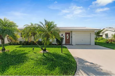 1702 SW 14th Avenue, Boynton Beach, FL 33426 - Photo 1