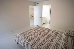 9110 Fairbanks Ln, Boca Raton, FL 33496 - Photo 11