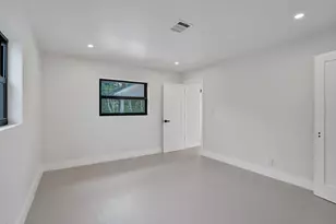 5561 NE 26th Ave, Fort Lauderdale, FL 33308 - Photo 5