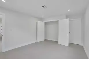 5561 NE 26th Ave, Fort Lauderdale, FL 33308 - Photo 11