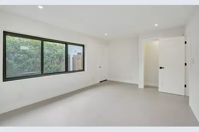 5561 NE 26th Avenue, Fort Lauderdale, FL 33308 - Photo 9
