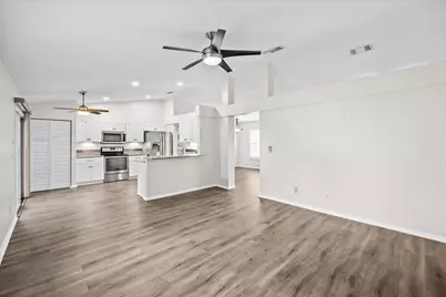 697 SW Jeanne Avenue, Port Saint Lucie, FL 34953 - Photo 7