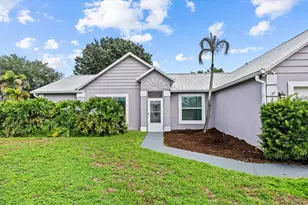 697 SW Jeanne Ave, Port Saint Lucie, FL 34953 - Photo 3