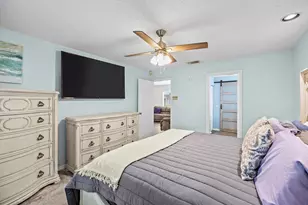 697 SW Jeanne Ave, Port Saint Lucie, FL 34953 - Photo 13