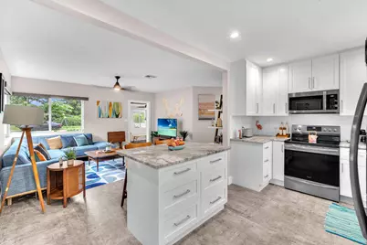80 NE 26th Street, Wilton Manors, FL 33305 - Photo 11