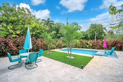 80 NE 26th Street, Wilton Manors, FL 33305 - Photo 25