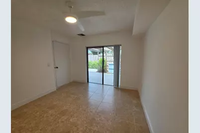 708 7th Lane, Palm Beach Gardens, FL 33418 - Photo 13