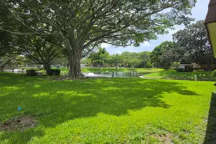 708 7th Ln, Palm Beach Gardens, FL 33418 - Photo 3