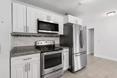6505 Deleon Avenue, Fort Pierce, FL 34951 - Photo 9