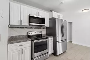 6505 Deleon Ave, Fort Pierce, FL 34951 - Photo 9