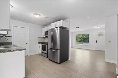 6505 Deleon Avenue, Fort Pierce, FL 34951 - Photo 7