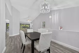 12708 Shoreline Dr, Wellington, FL 33414 - Photo 9