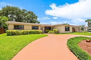1720 NW 105th Ave, Pembroke Pines, FL 33026 - Photo 33
