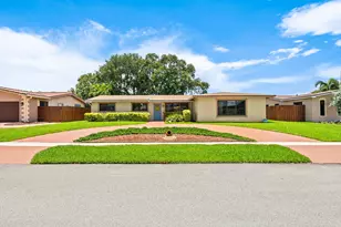 1720 NW 105th Ave, Pembroke Pines, FL 33026 - Photo 3