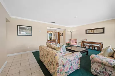 1720 NW 105th Avenue, Pembroke Pines, FL 33026 - Photo 5