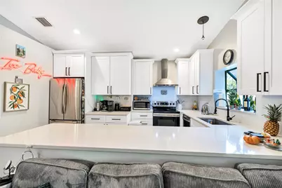 5568 American Circle, Delray Beach, FL 33484 - Photo 13