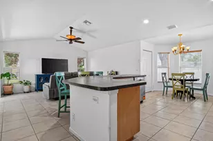 3408 SW Funtuna St, Port Saint Lucie, FL 34953 - Photo 5