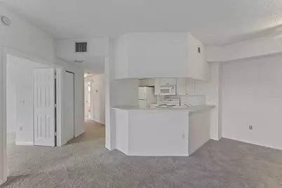 2727 Anzio Court #301, Palm Beach Gardens, FL 33410 - Photo 7