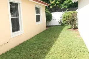 2689 Fairway Cove Ct E, Wellington, FL 33414 - Photo 13
