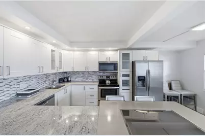 1048 Lincoln C, Boca Raton, FL 33434 - Photo 9