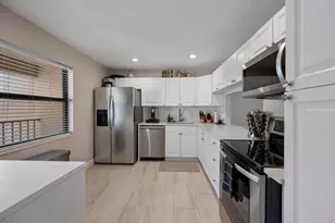 145 Lake Nancy Ln, West Palm Beach, FL 33411 - Photo 11