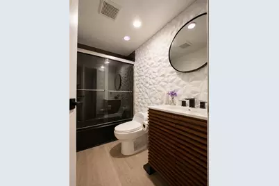 1650 NE 115th Street #103, Miami, FL 33181 - Photo 9