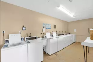 301 Cambridge Rd, Hollywood, FL 33024 - Photo 25