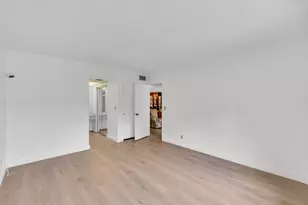 301 Cambridge Rd, Hollywood, FL 33024 - Photo 19
