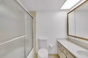 301 Cambridge Rd, Hollywood, FL 33024 - Photo 23