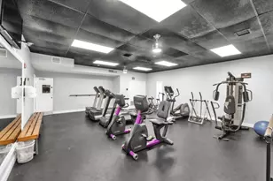 301 Cambridge Rd, Hollywood, FL 33024 - Photo 35