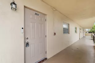 301 Cambridge Rd, Hollywood, FL 33024 - Photo 25